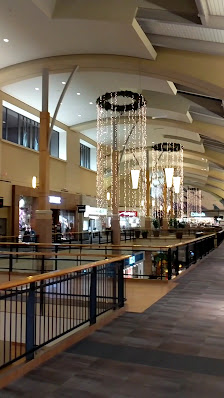 Jordan Creek Town Center photo 4