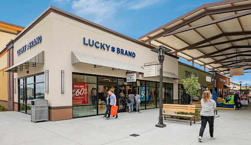 Outlets of Des Moines photo 5