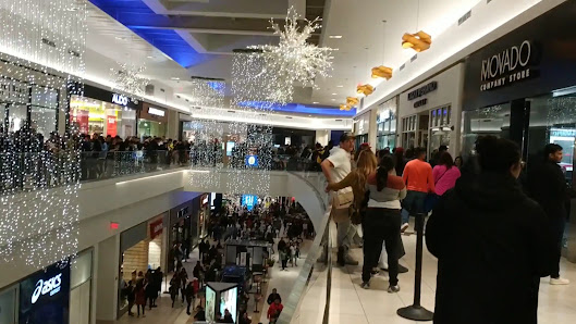 Fashion Outlets of Chicago photo 4