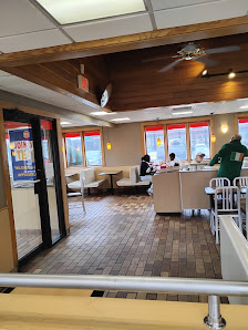 Forest Avenue Plaza photo 2