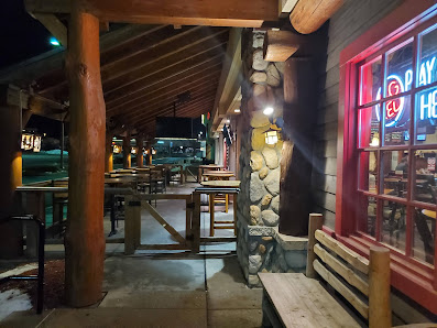 Lakeside Plaza photo 2