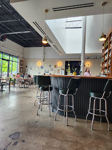 Gateway Plaza photo 4