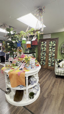 KK's Corner Mall photo 3