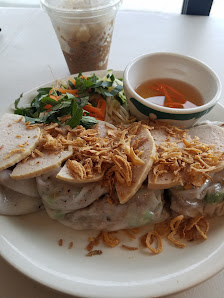 Ladera Shopping Center photo 3