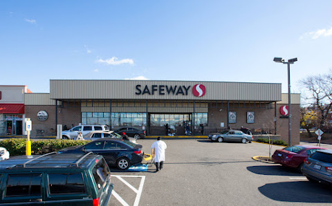 East River Park photo 1