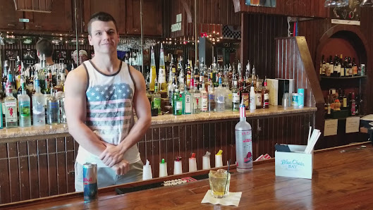 Castleton Square photo 3