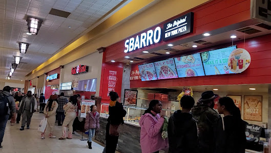 Patrick Henry Mall photo 3