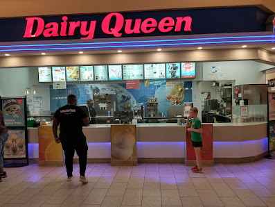 Patrick Henry Mall photo 5