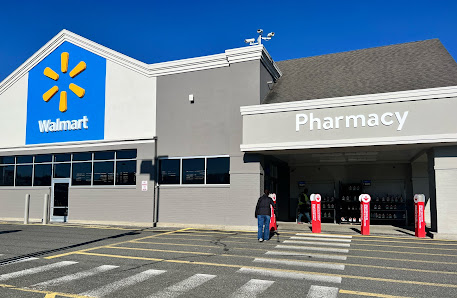 New Milford Plaza photo 2