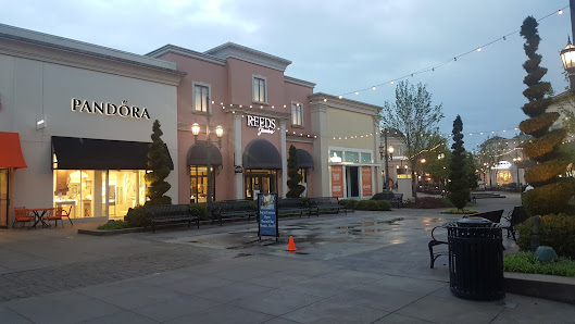 Bridge Street Town Centre photo 5