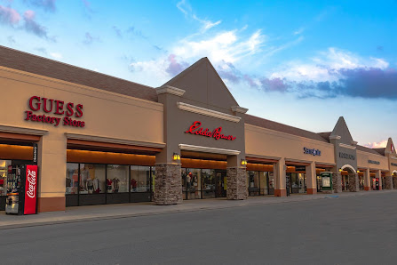 Birch Run Premium Outlets photo 5