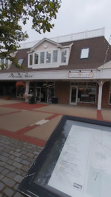 Long Wharf Mall photo 3