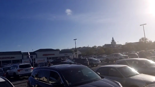 Aquidneck Shopping Centre photo 3