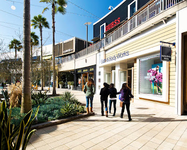 Del Amo Fashion Center photo 6