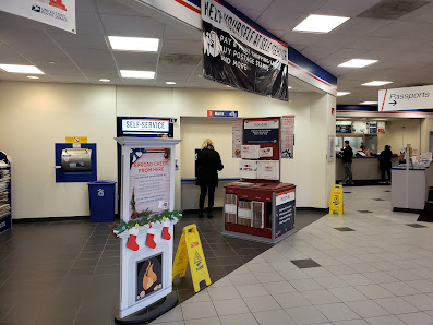 Deerfield Square photo 2