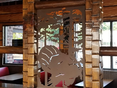 Lincoln Court Shopping Center photo 2