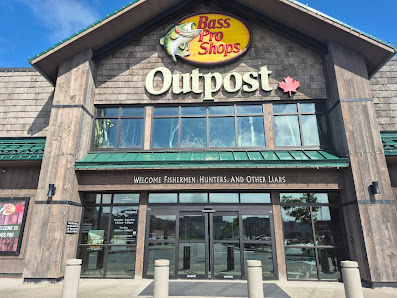 Dartmouth Crossing photo 1