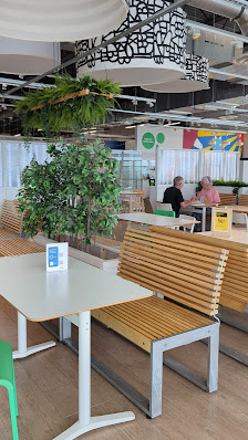 Dartmouth Crossing photo 3