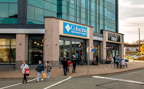 Dartmouth Crossing photo 6