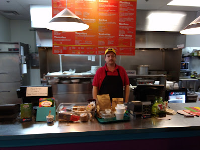 Woodbridge Shopping Village photo 4