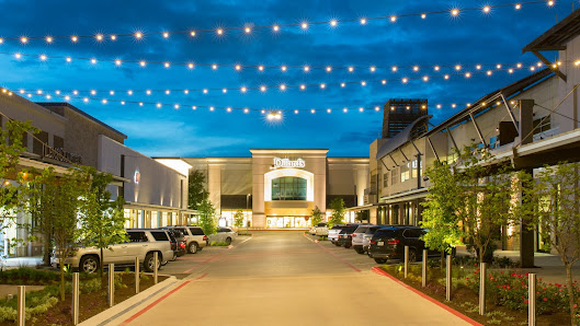 Hill Country Galleria photo 6