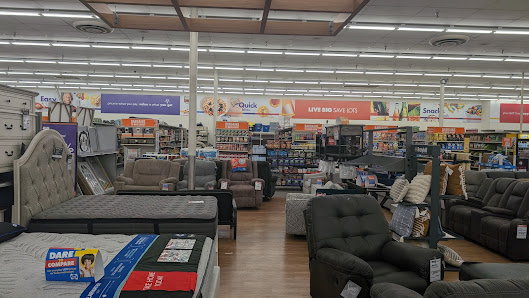 Landmark Square photo 2