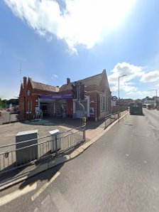 Brentwood Square photo 6