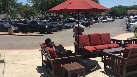 Vacaville Premium Outlets photo 5