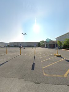 Great Lakes Mall photo 7