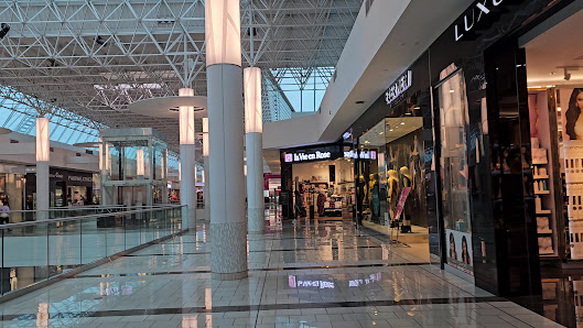 Guildford Place Retail Mall and Professional Building photo 3