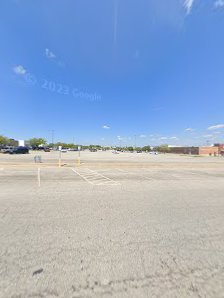 The Shoppes at Branson Hills photo 4