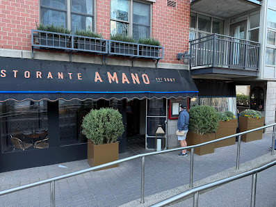 Bishop's Landing photo 5