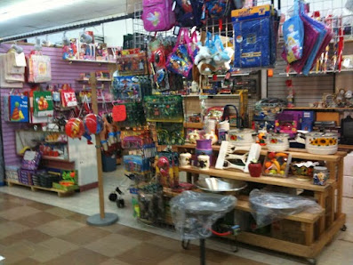 Fox Valley Flea Market photo 6