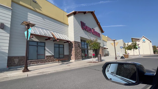 Cedar Hills Shopping Center photo 3