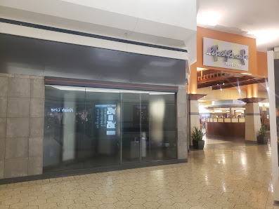 Fairlane Town Center photo 4