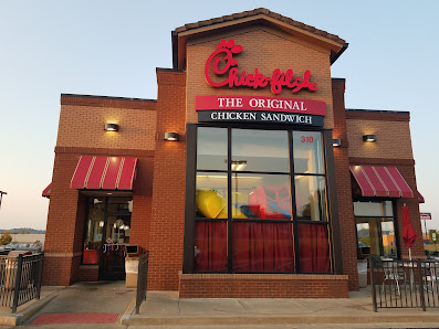 New Pointe Plaza photo 5