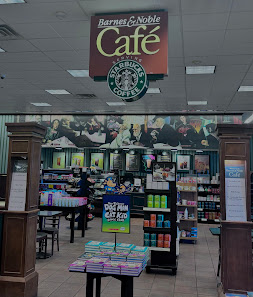 Denver West Village photo 4