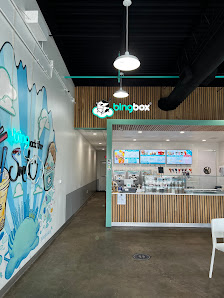 Hawthorne Plaza photo 2