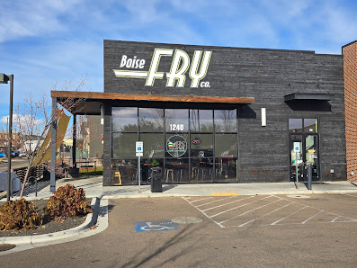 Eagle Island Marketplace photo 1