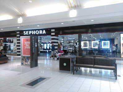 South Edmonton Common photo 4