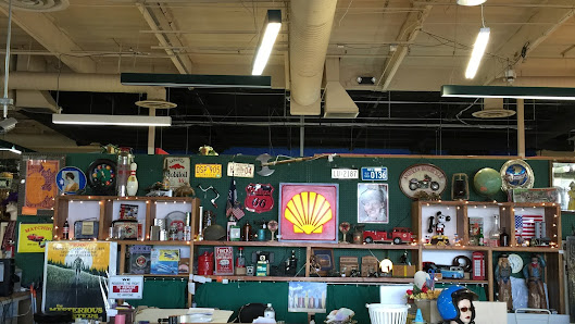 Antique Mall of America photo 6