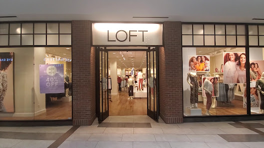 Oak Park Mall photo 3