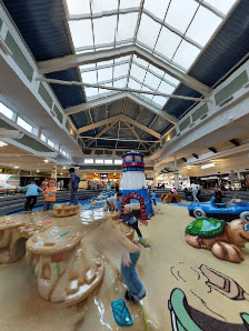 The Lakes Mall photo 7