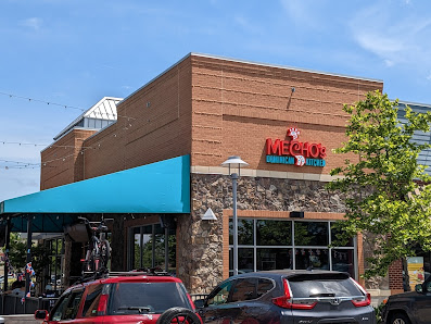 Shops at Dakota Crossing photo 1