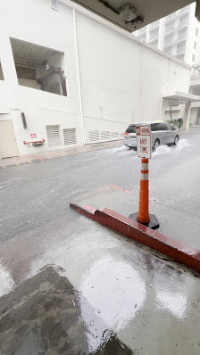 Royal Hawaiian Center photo 2