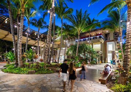 Royal Hawaiian Center photo 6