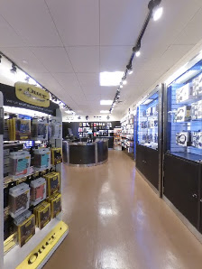 Royal Hawaiian Center photo 7