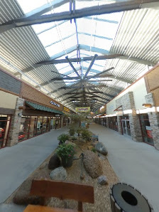 Outlets at the Dells photo 6