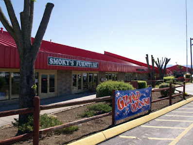 Pigeon Forge Factory Outlet Mall photo 6