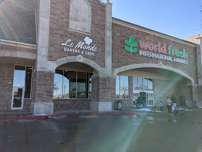 Chatenay Square photo 2